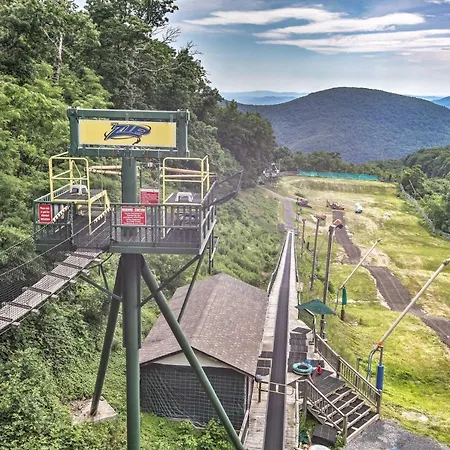 Idyllic Wintergreen Condo With Resort Amenities